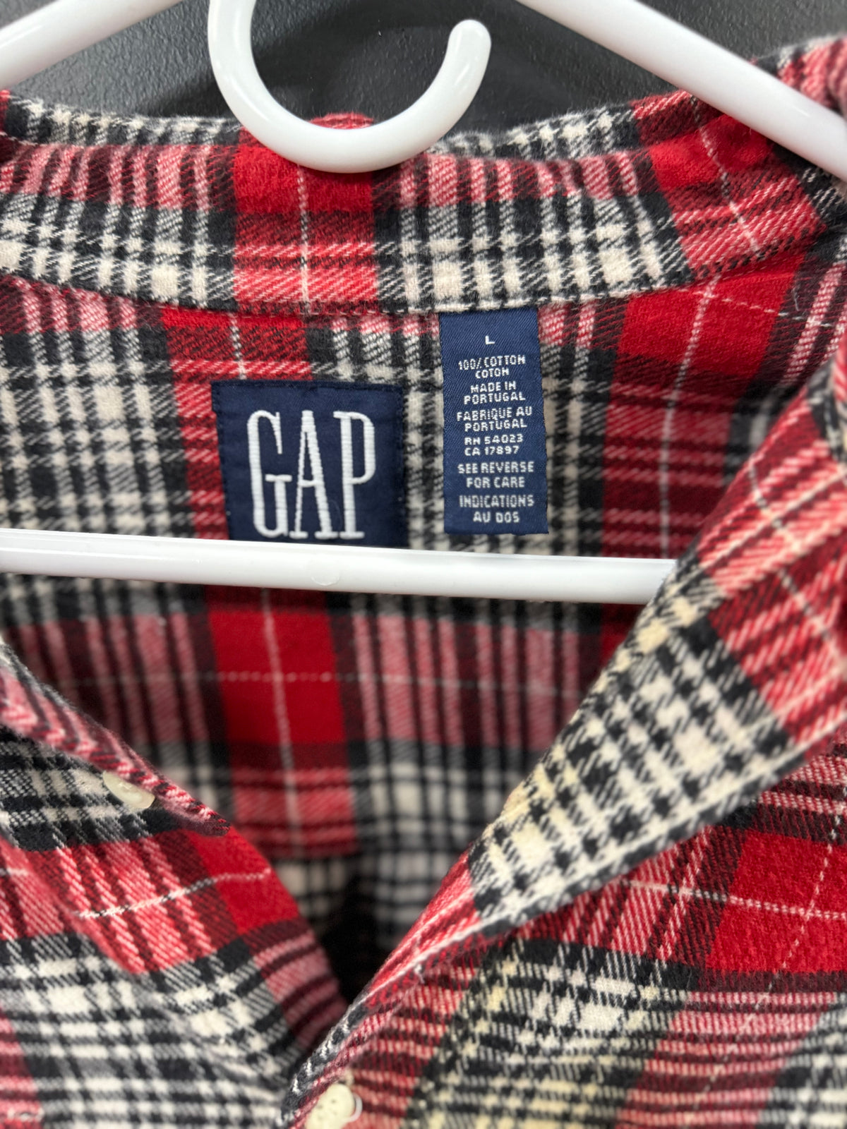 Vintage Gap red and black plaid long-sleeve flannel shirt