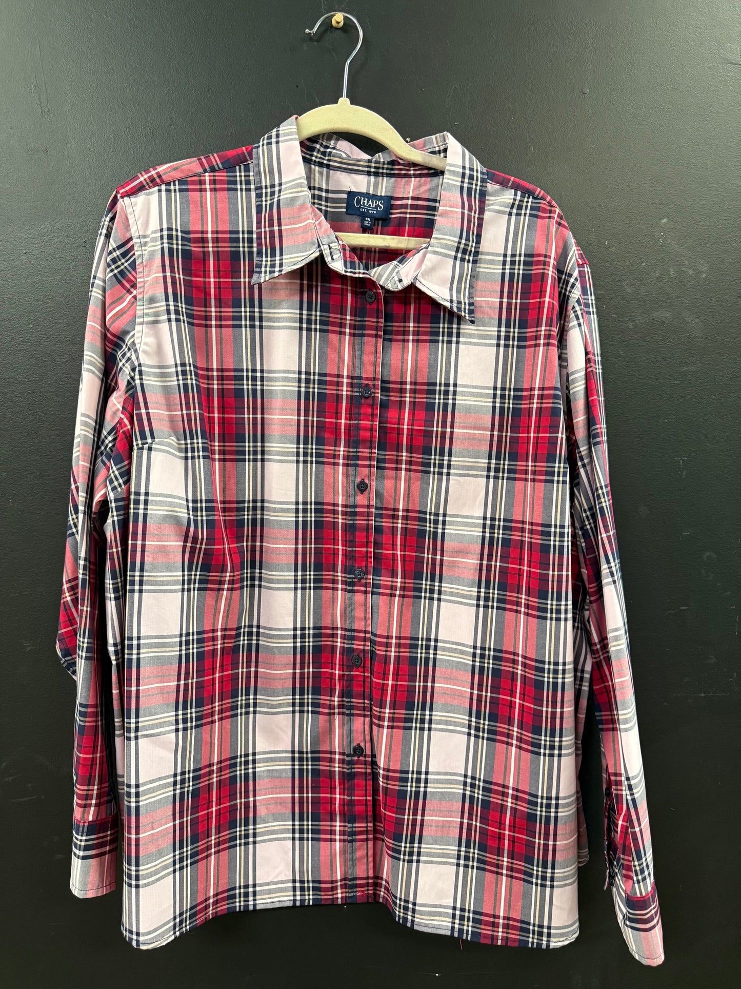 Chaps red, white, and black plaid button-up long-sleeve shirt size 3xl