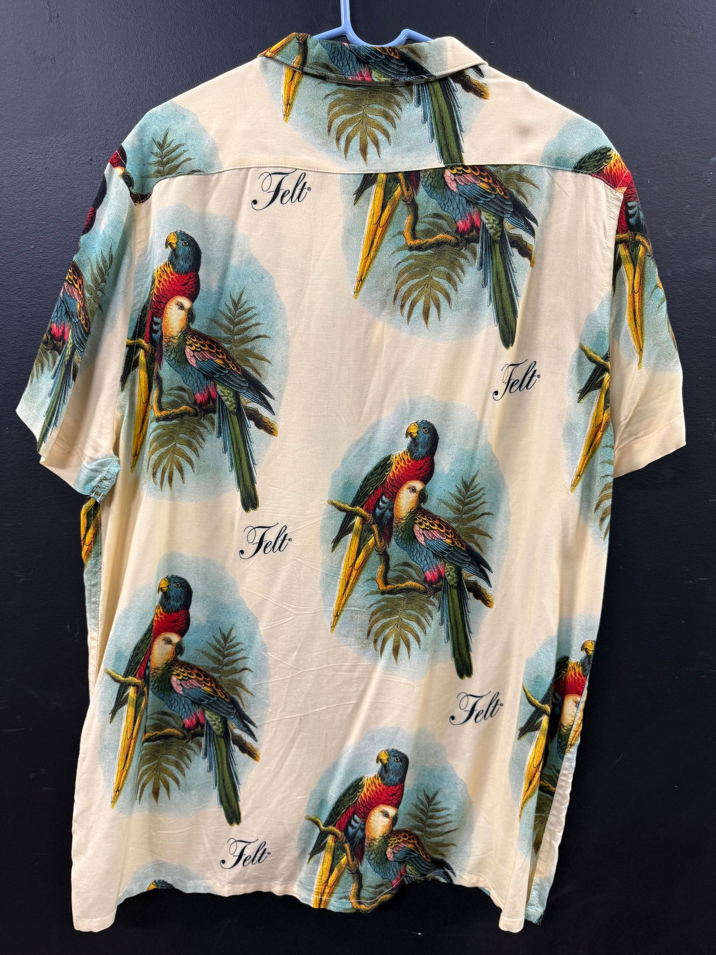 Felt Parrot Button Down Shirt size medium