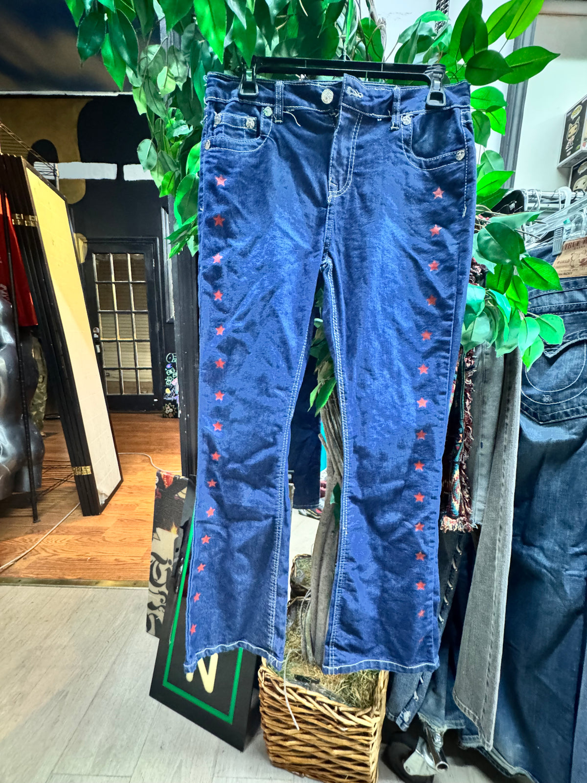 True Religion Dark Wash Denim Jeans size 14 red stitching