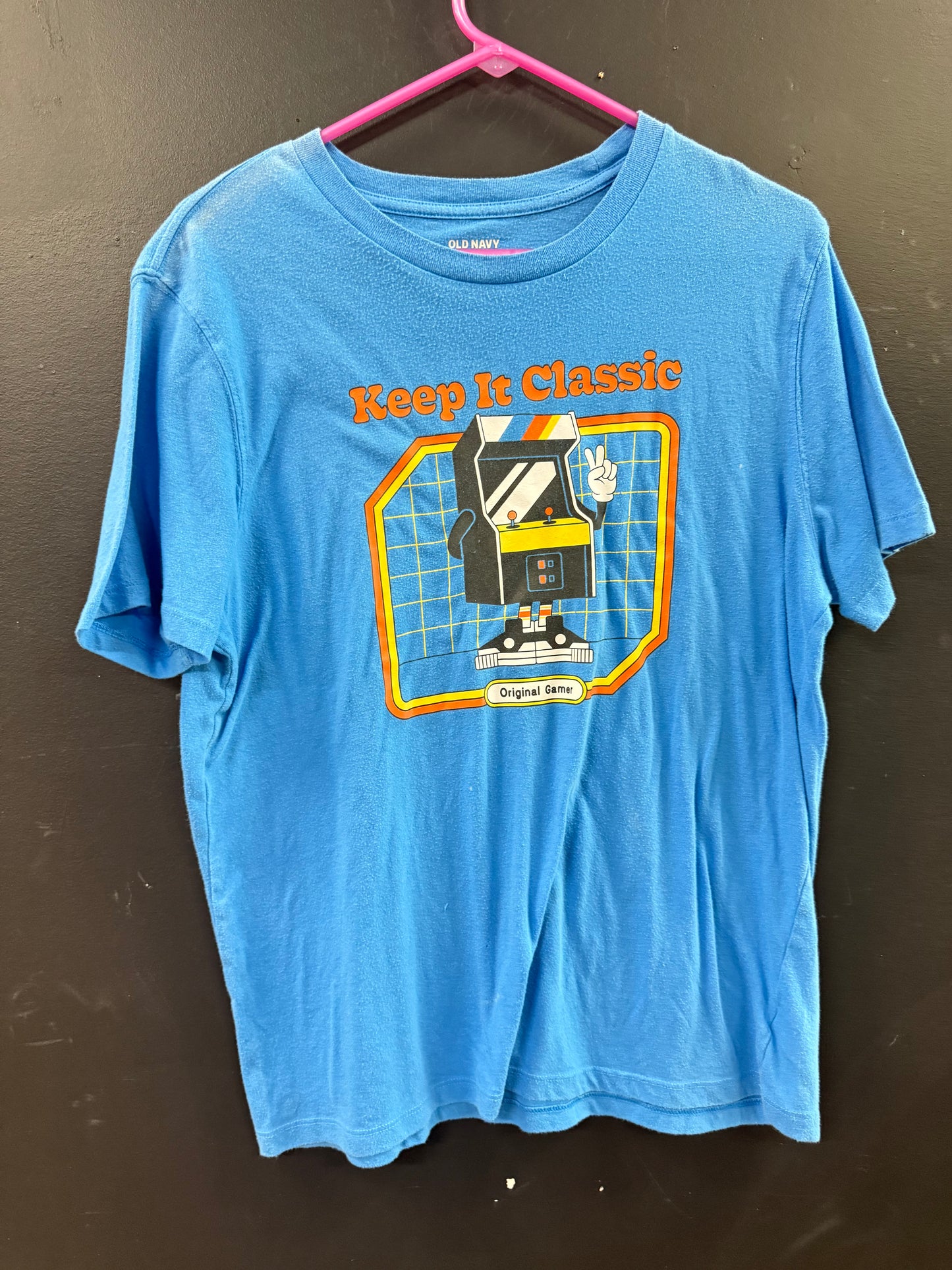 Blue Old Navy "Keep It Classic" graphic t-shirt size medium