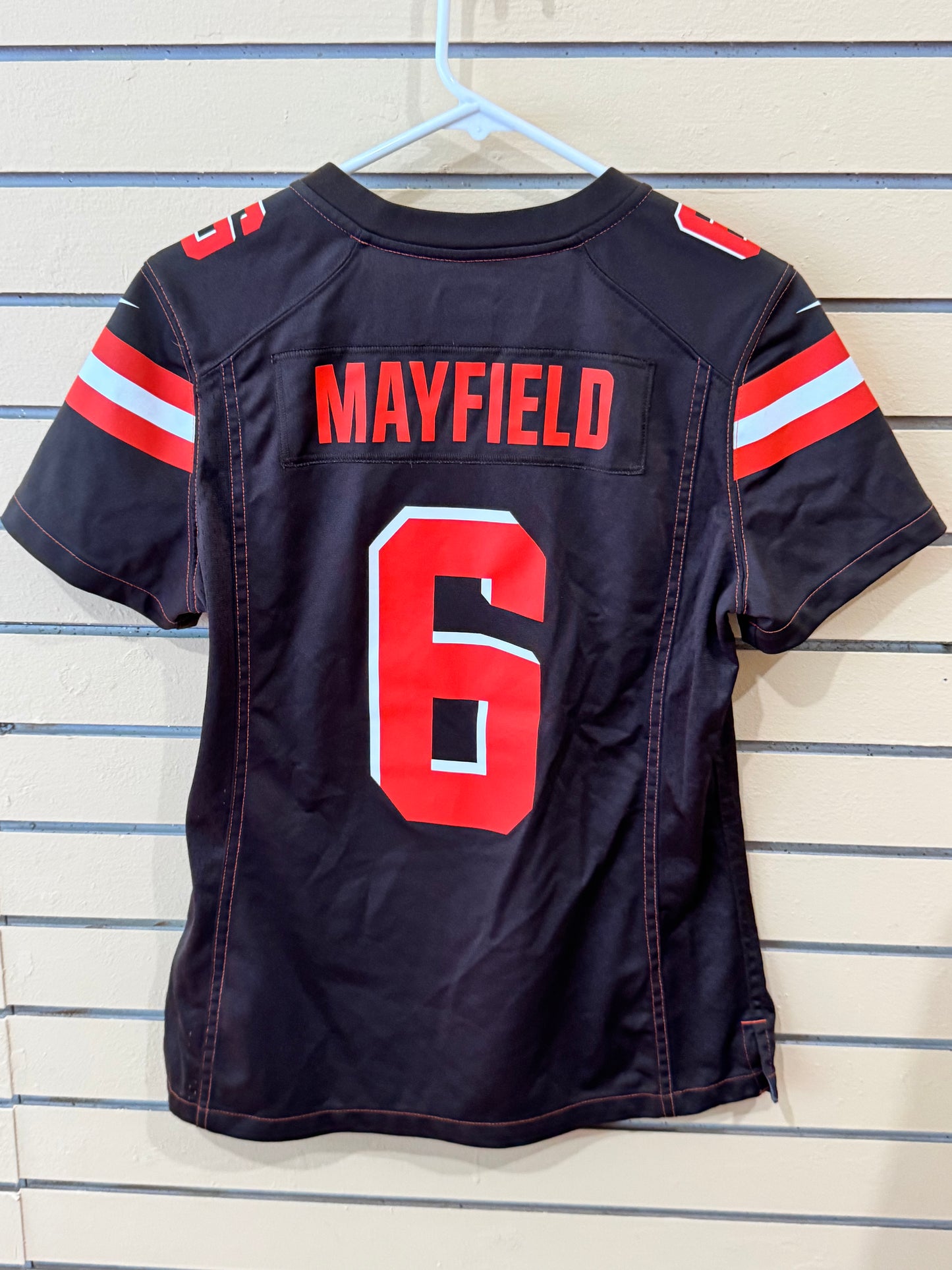 Nike Baker Mayfield Cleveland Browns #6 brown home game jersey size M featuring the "Dawg Pound"