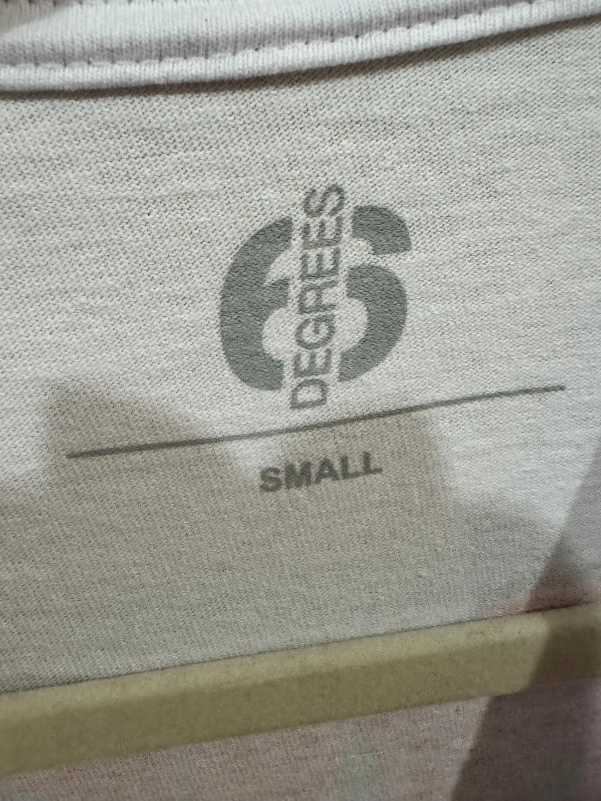 6Degrees red bubble-letter graffiti graphic t-shirt size small on the back with the phrase "The Coolest Agency in the World"
