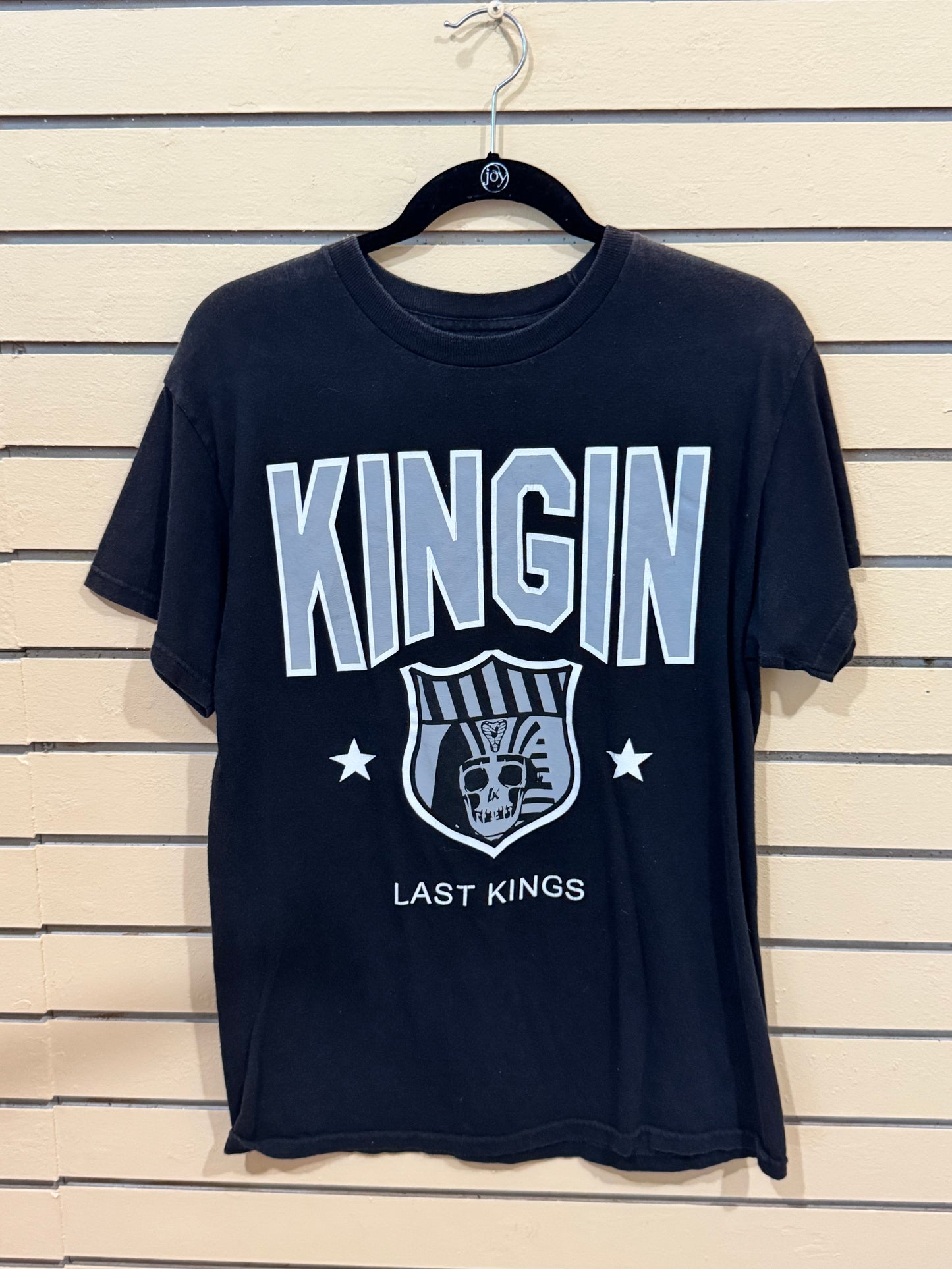 Black Last Kings "Kingin" graphic t-shirt size medium