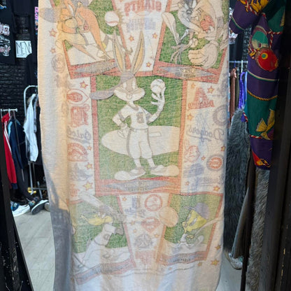 Vintage 1990 looney tunes major beach towel