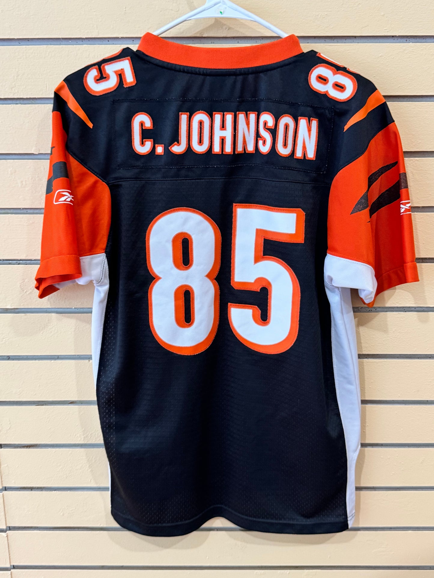 Vintage Reebok NFL Equipment Cincinnati Bengals #85 Chad Johnson (Ochocinco) black jersey size L