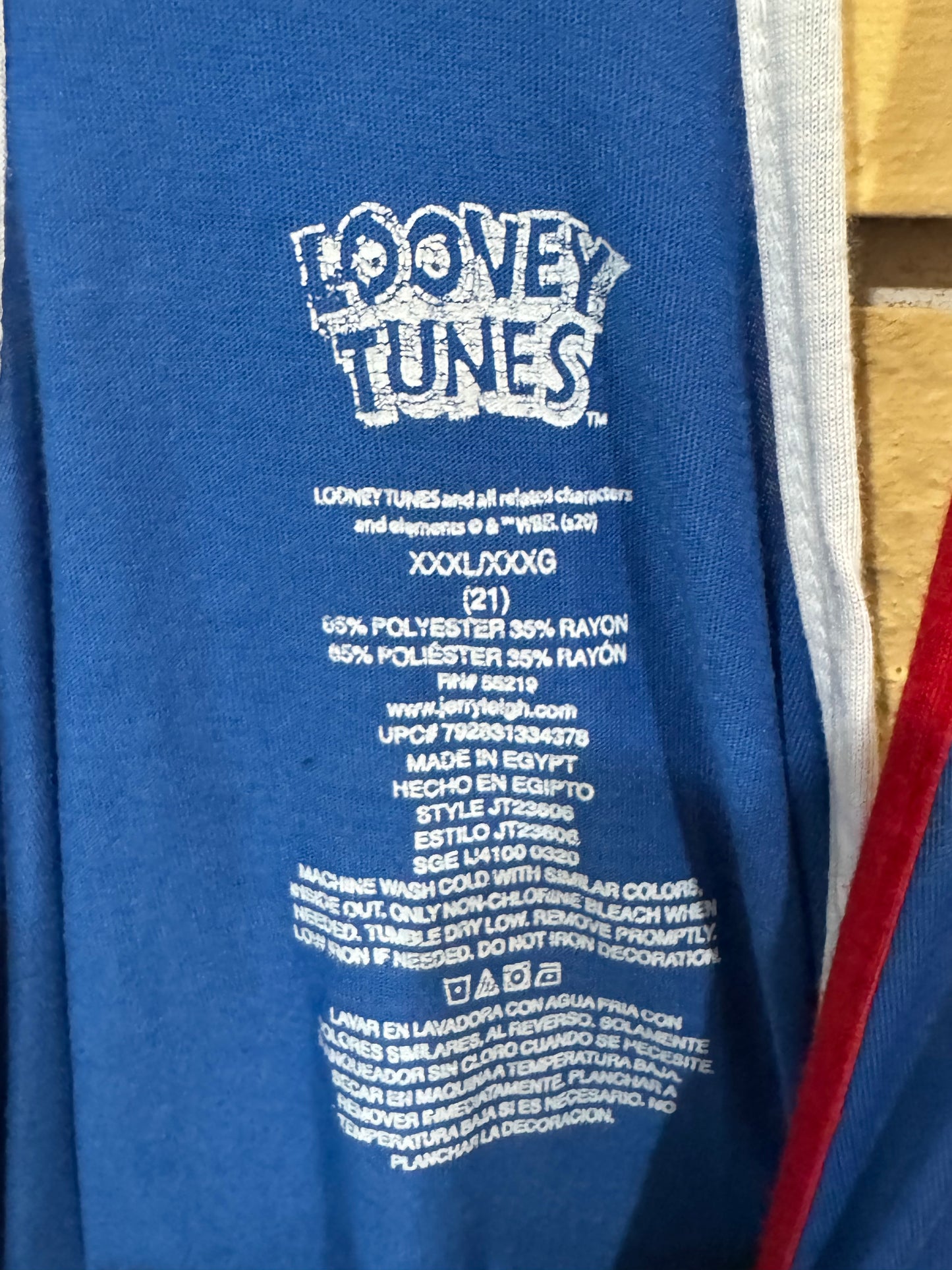 Blue Warner Bros. Looney Tunes racerback tank top size 3xl