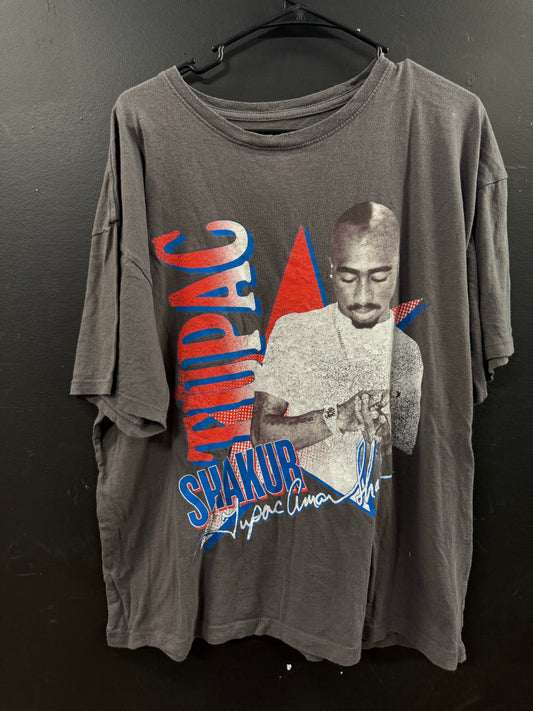 Vintage Charcoal-gray Tupac Shakur graphic t-shirt size large