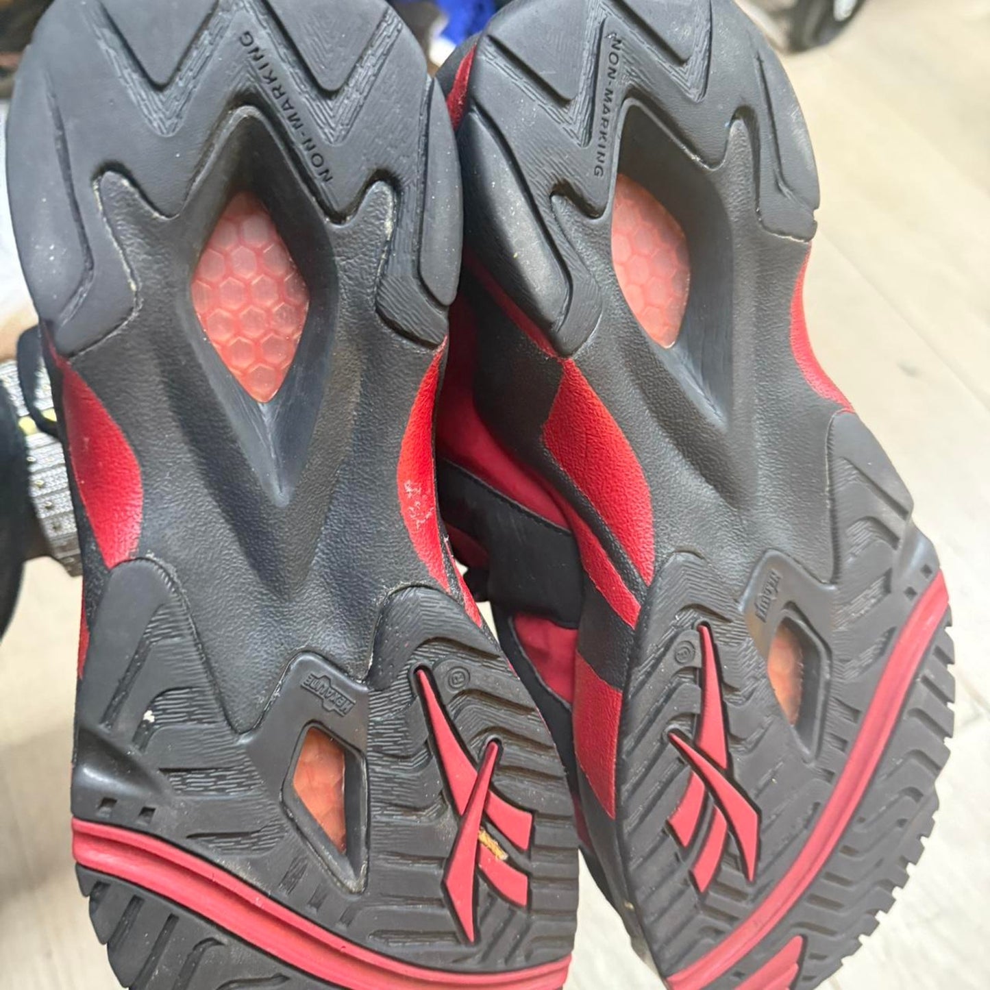 Reebok kamikaze 2 mid sneakers Red And Black size 8