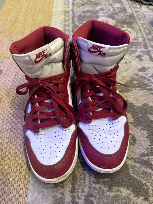 Air Jordan 1 Retro High OG 'Artisanal Red' sneaker size 11