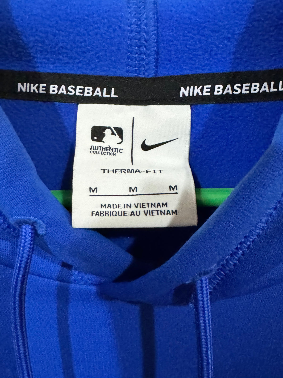 Atlanta Braves Nike City Connect Therma Hoodie size medium featuring the "The A" emblem.