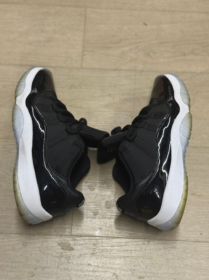 Nike Air Jordan 11 Retro Low "Space Jam" size 9.5 black