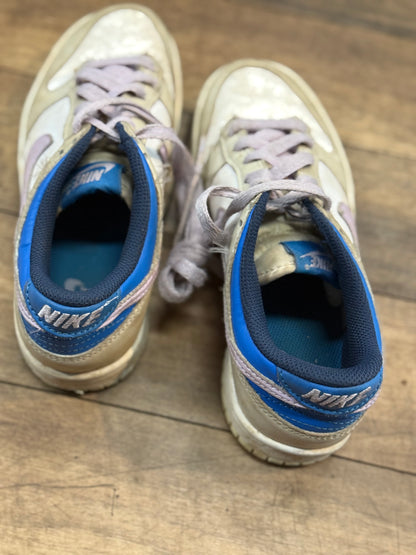 Nike Dunk Low GS 'Khaki Blue Pink' sneakers size 4 Youth