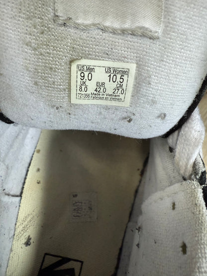 Vans Knu Skool shoes for size 9 in Black/True White, featuring a retro chunky design with a padded tongue and oversized laces