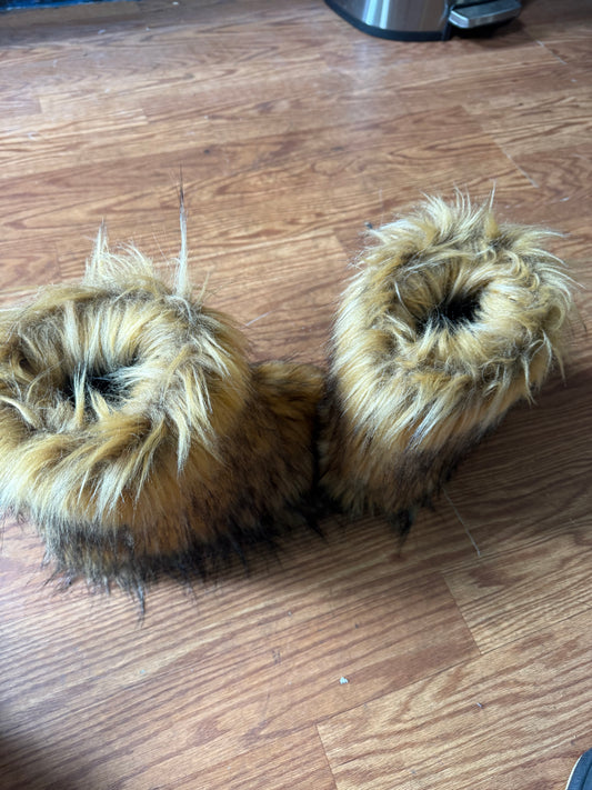 Brown faux fur boots mid-calf length shaggy design size 39