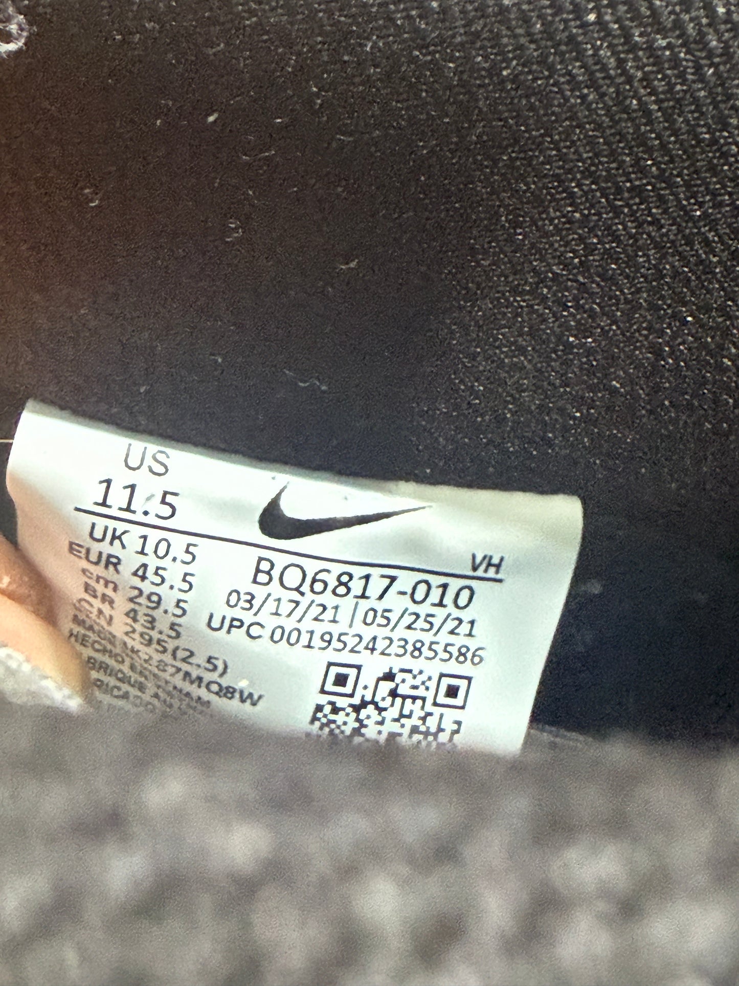 Nike SB Dunk Low Pro "Fog" shoes Size 11.5 black suede grey Swoosh