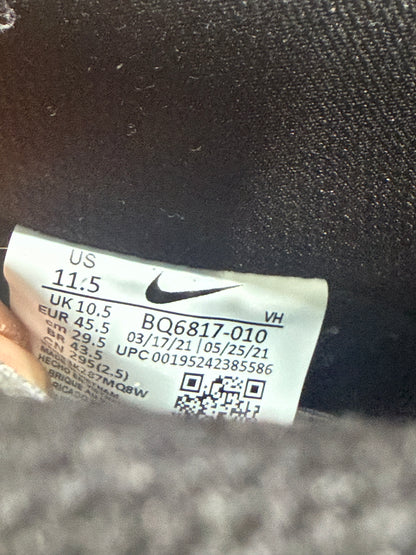 Nike SB Dunk Low Pro "Fog" shoes Size 11.5 black suede grey Swoosh