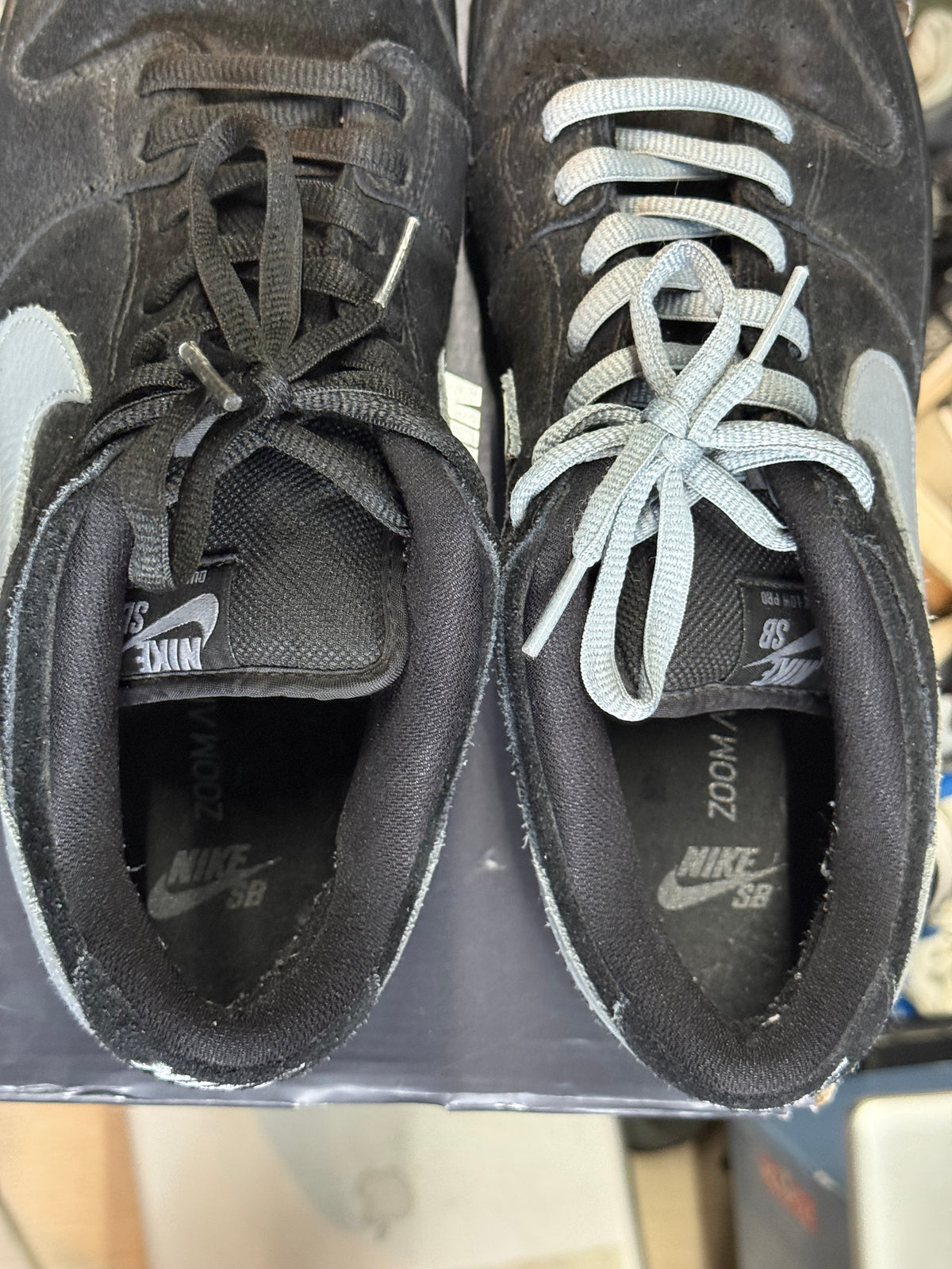 Nike SB Dunk Low Pro "Fog" shoes Size 11.5 black suede grey Swoosh