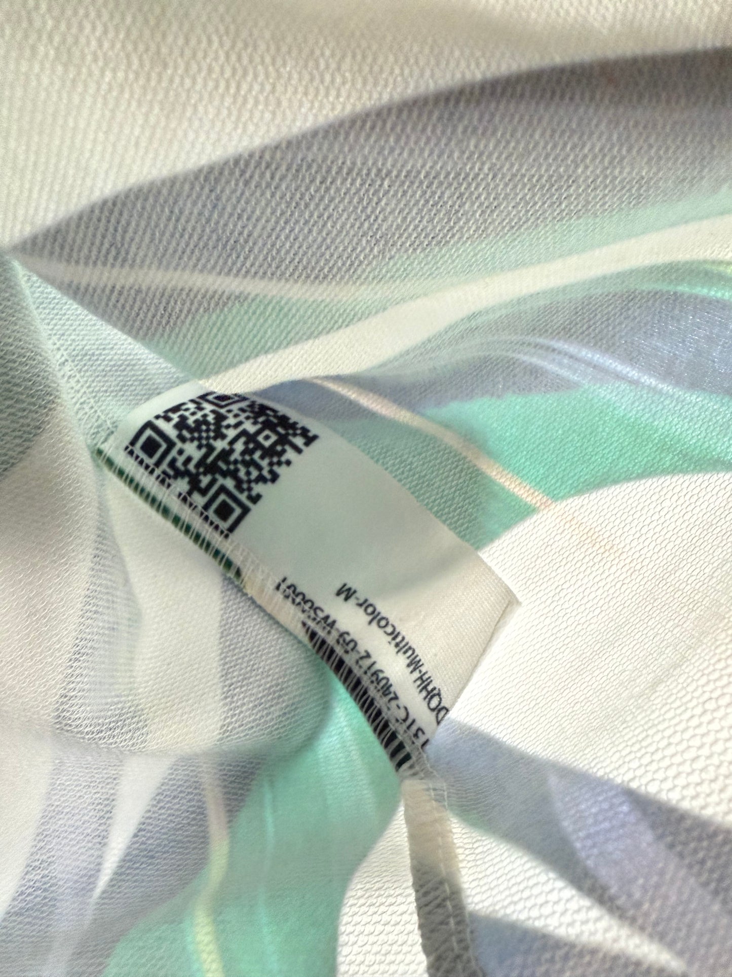 Abstract Patterned Long-sleeve Crewneck size medium