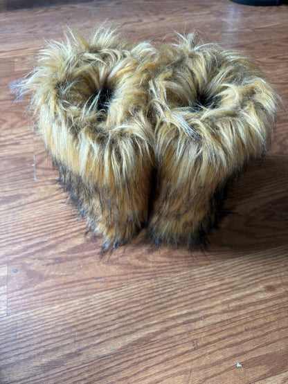 Brown faux fur boots mid-calf length shaggy design size 39