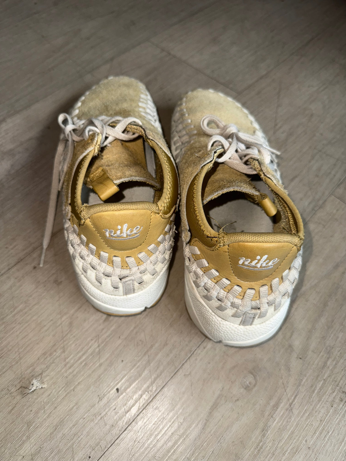 Nike Air Footscape Woven Chukka QS "Hairy Suede" sneakers in the "Flat Gold" colorway size 8
