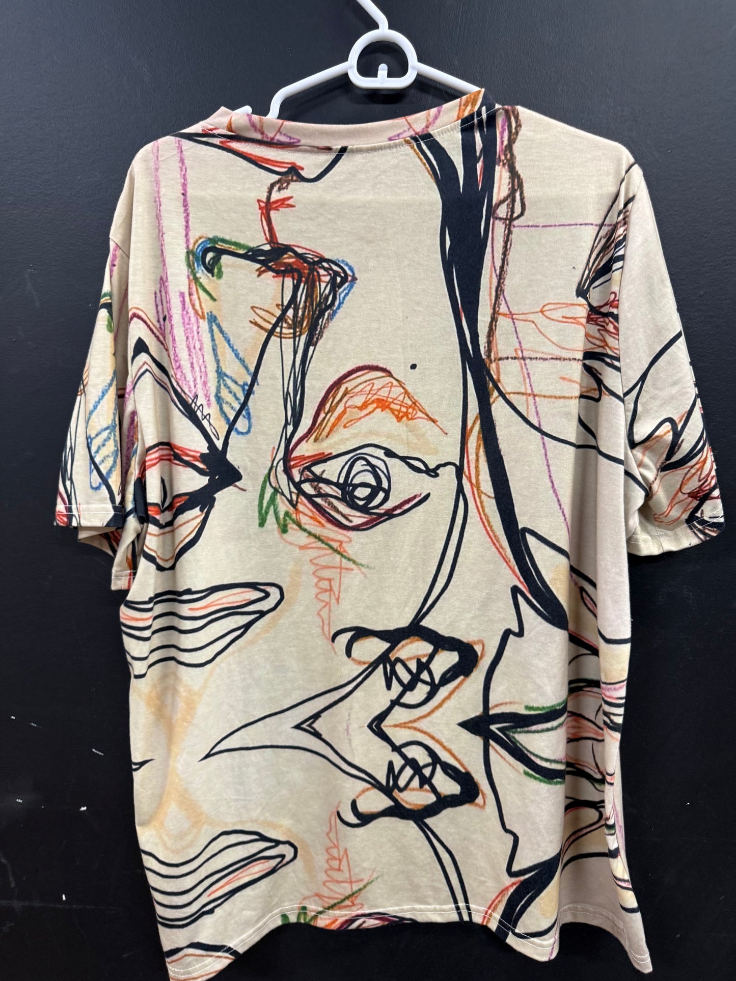 Stylish Cream Short-Sleeve t-shirt size 2xl