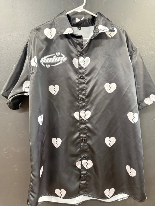 Noluv Black and White heart-patterned short-sleeve button-down shirt size xl