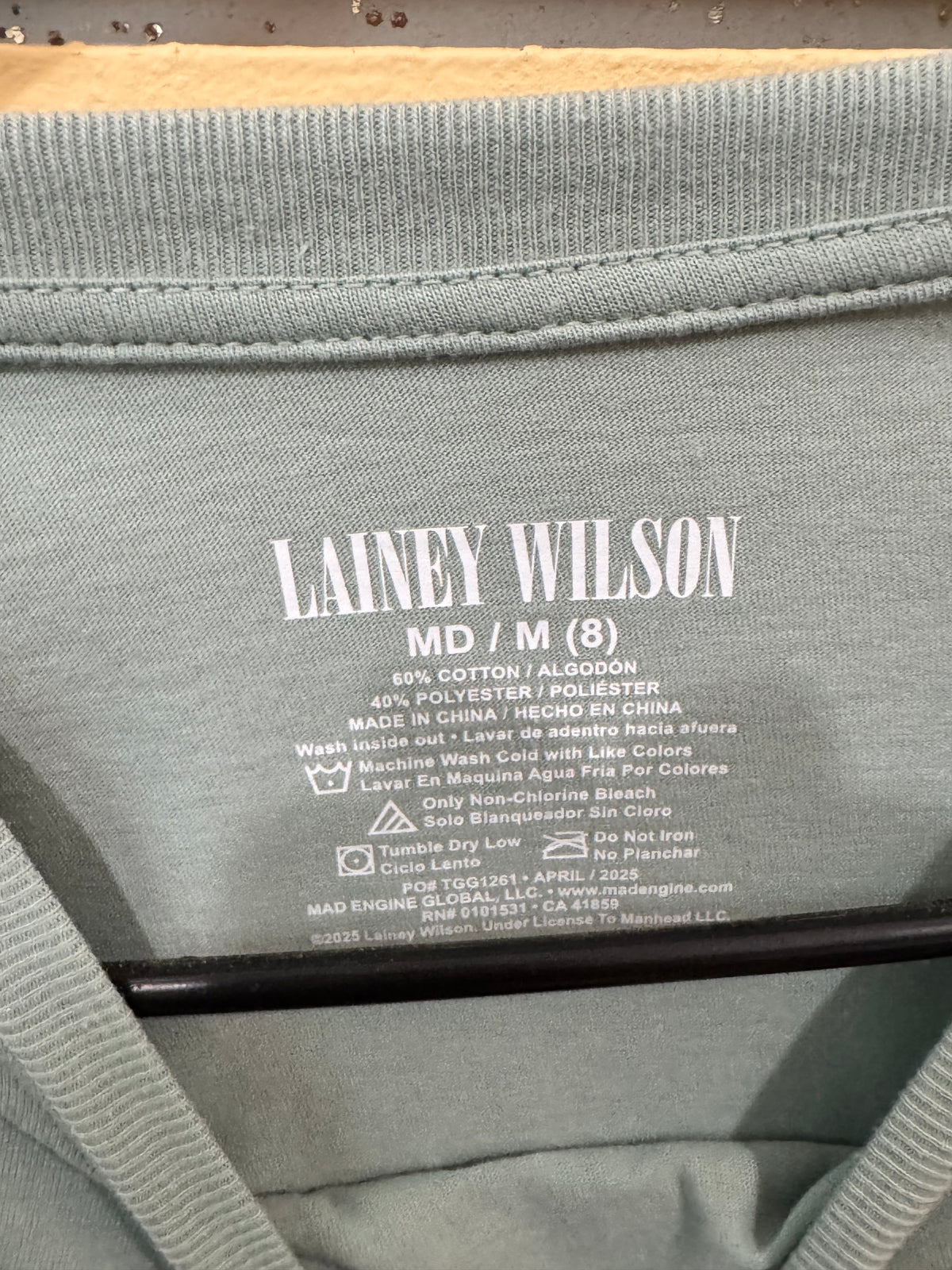 Light blue crewneck tee of country artist Lainey Wilson size medium