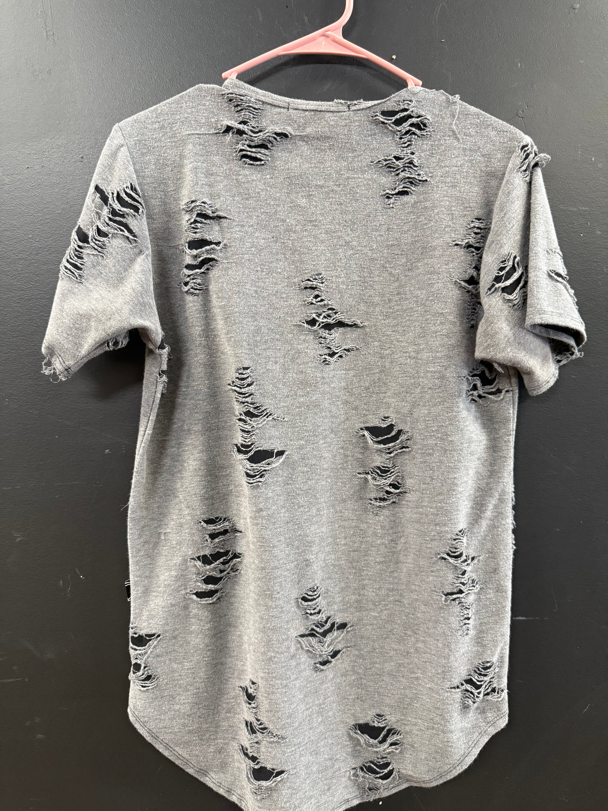 Grey Distressed Rustic Dime short-sleeve crewneck t-shirt size small