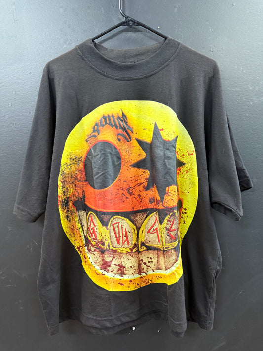 Black Gouge Worldwide graphic t-shirt size xl