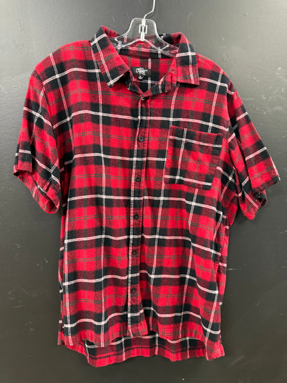Plaid Short-sleeve Button-up shirt size xl from the brand Eighty Eight
