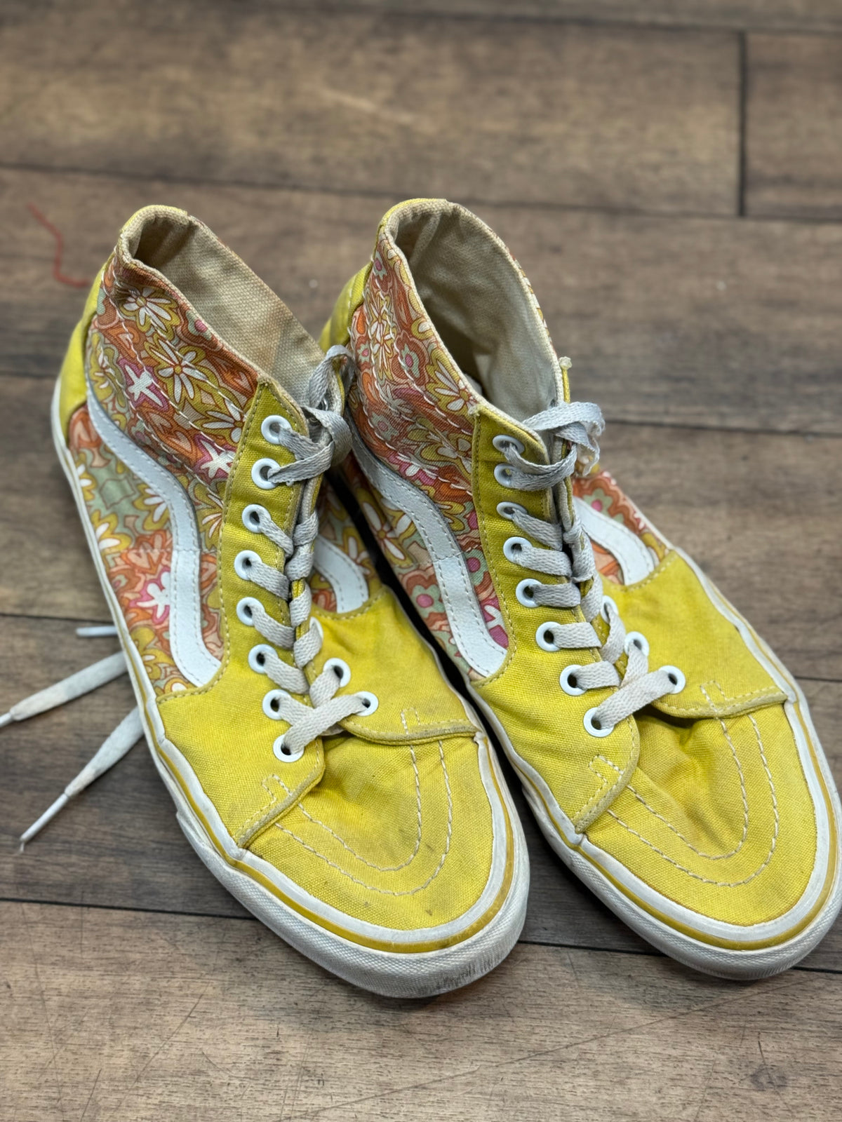 Vans 70’s high top flower power size 7.5