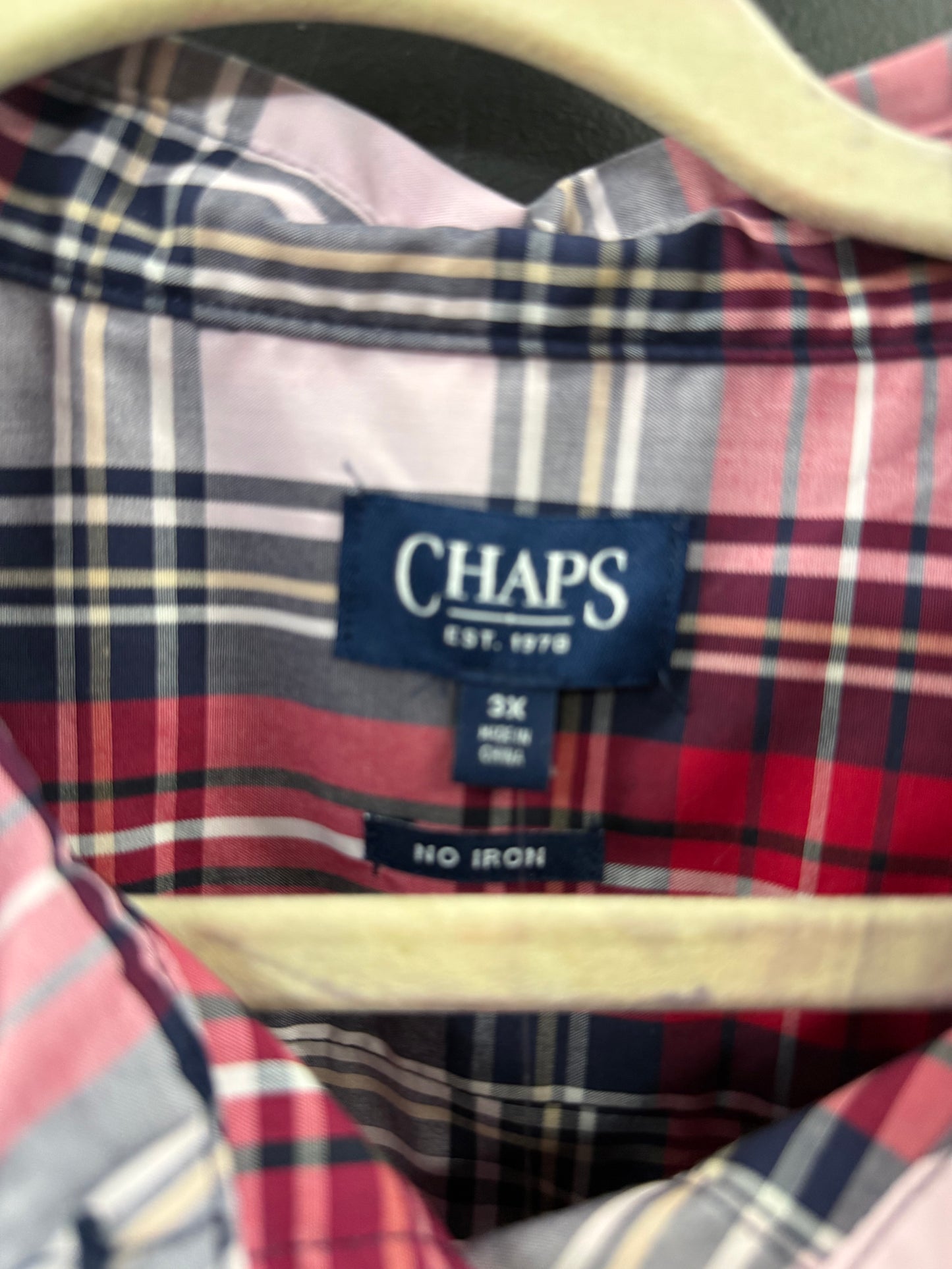 Chaps red, white, and black plaid button-up long-sleeve shirt size 3xl